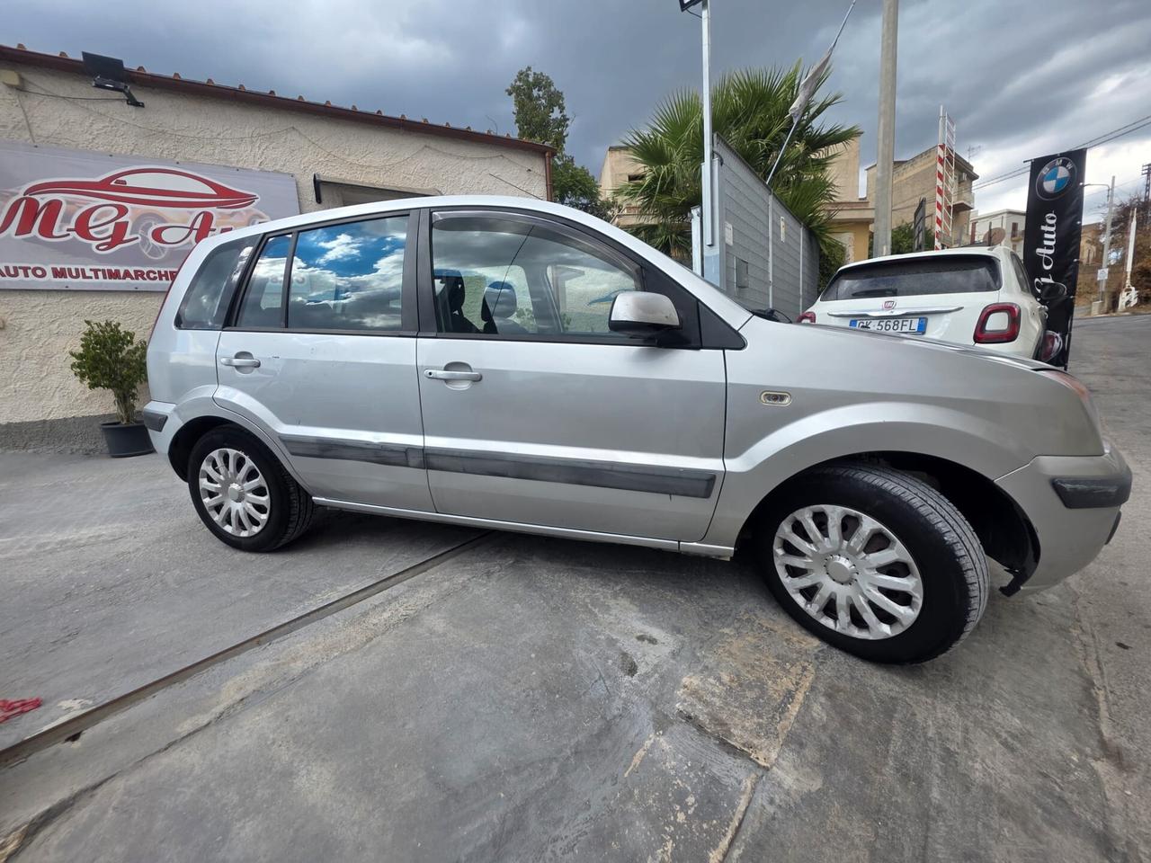Ford Fusion 1.4 TDCi 5p. Collection