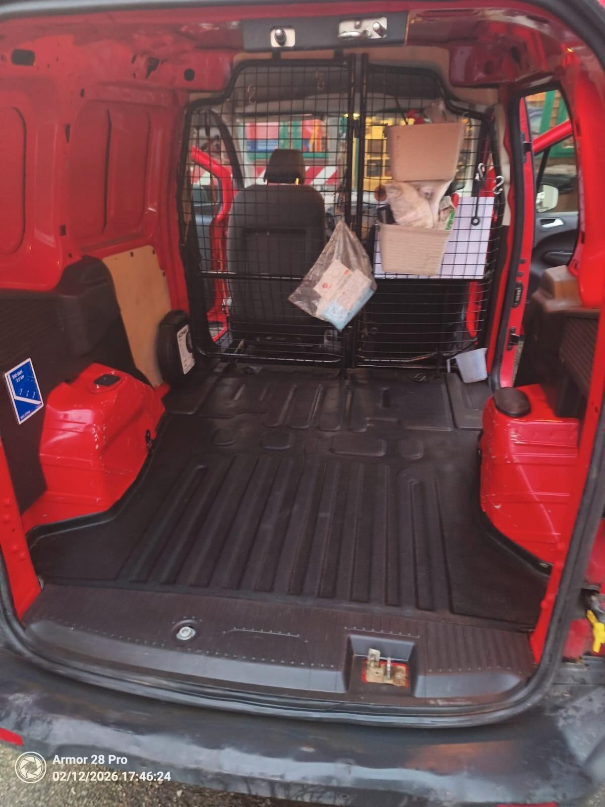 Ford Transit Courier 1.0 EcoBoost benzina