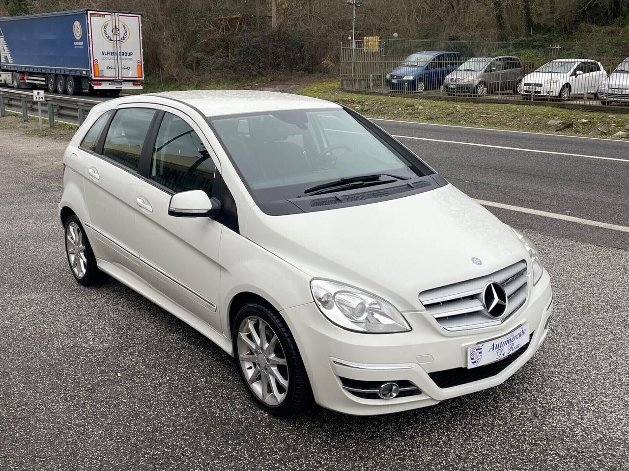 Mercedes-benz B 200 CDI Premium