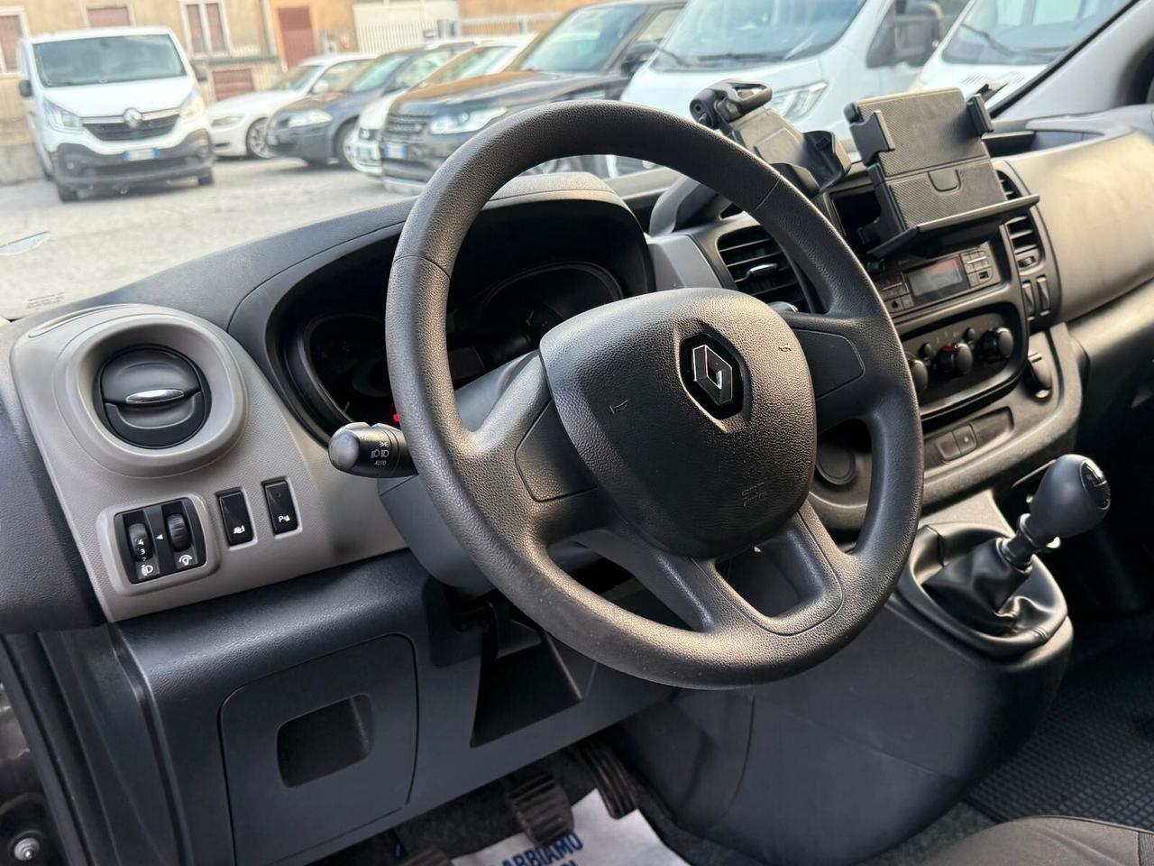 Renault Trafic 9 POSTI 1.6 dCi 95CV prezzo ivato