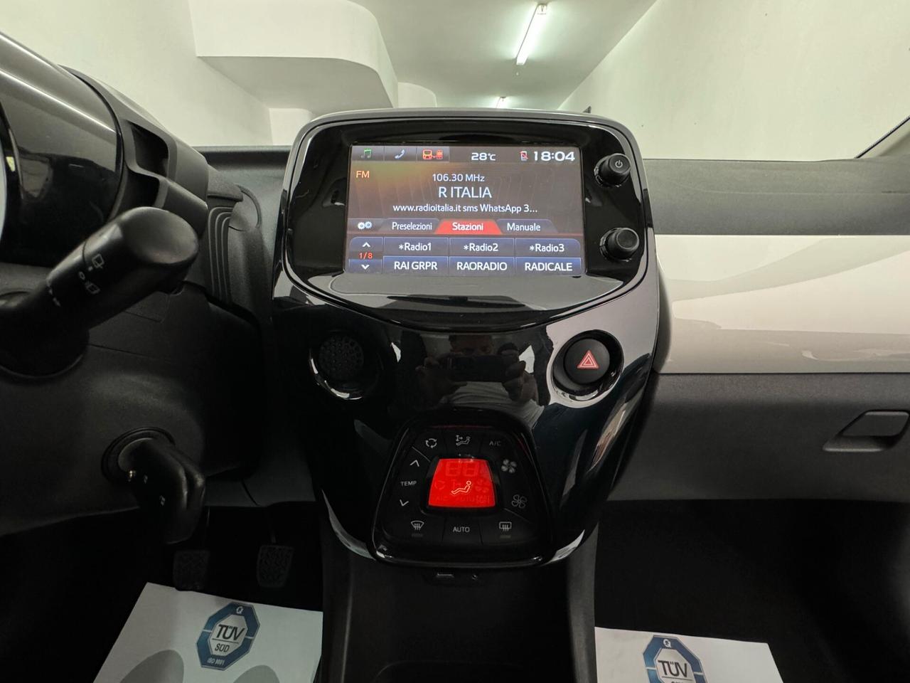 Toyota Aygo 1.0 VVT-i 69 CV 5 porte x-play