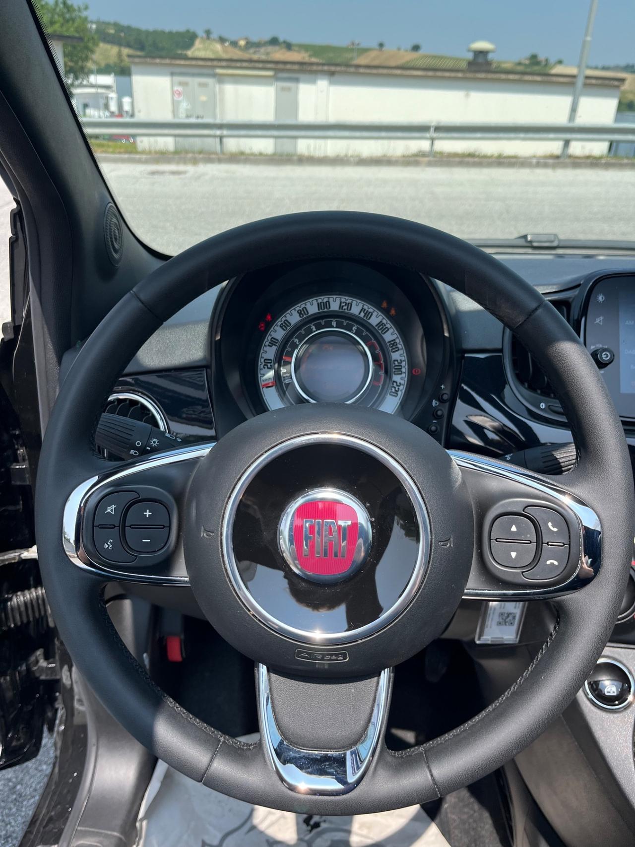Fiat 500 C 1.0 Hybrid Dolcevita