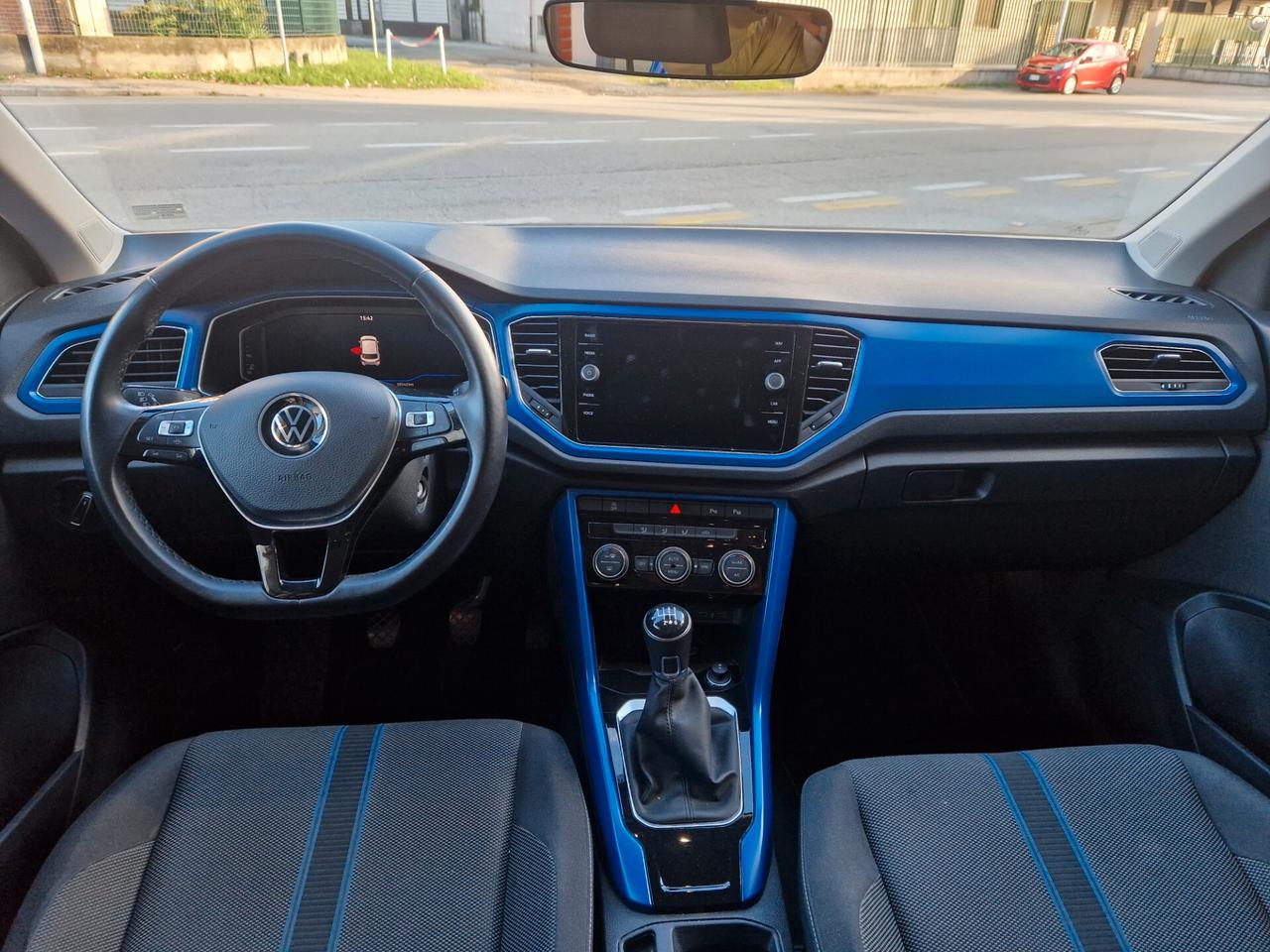 Volkswagen T-Roc 1.0tsi 110cv Style LED-VIRTUAL-R.CAMERA / PROMO