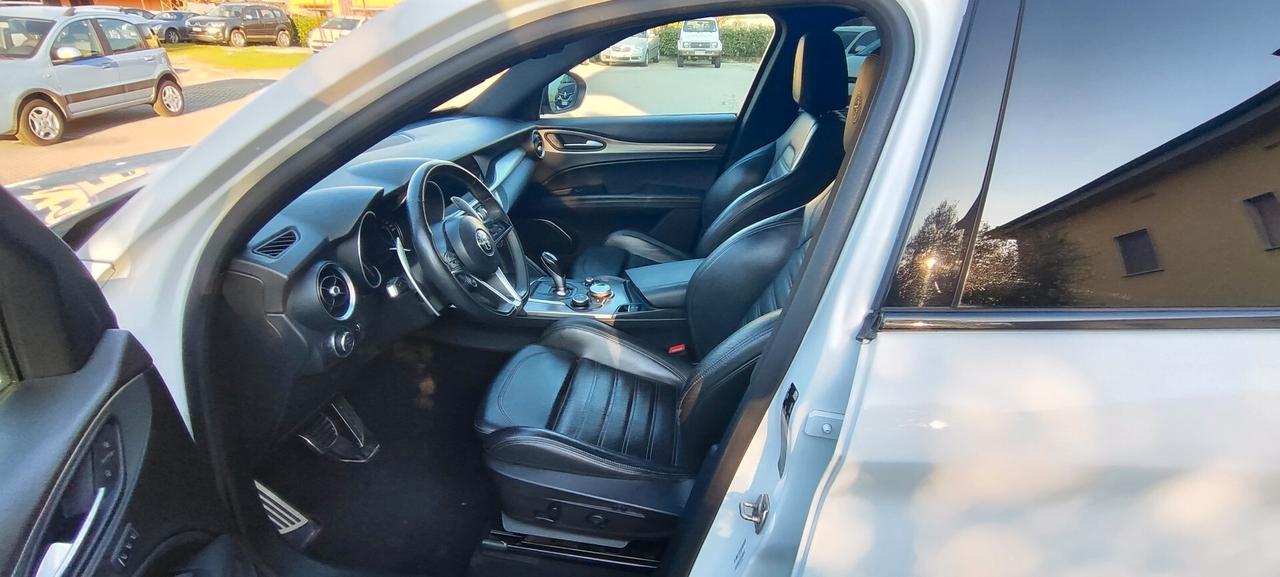 Alfa Romeo Stelvio 2.2 Turbodiesel 210 CV AT8 Q4 B-Tech