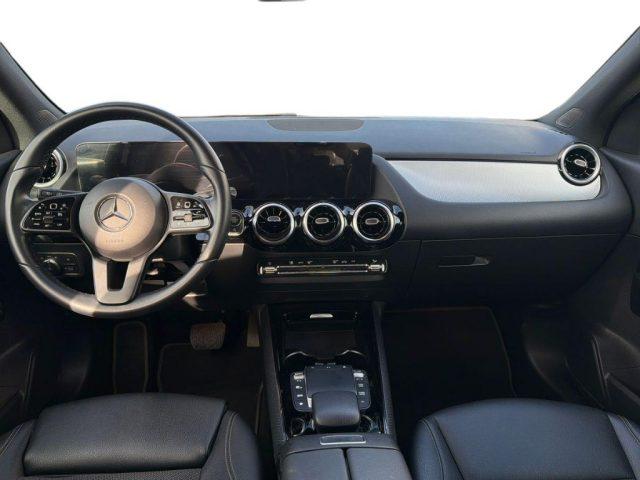 MERCEDES-BENZ GLA 180 d Automatic Sport