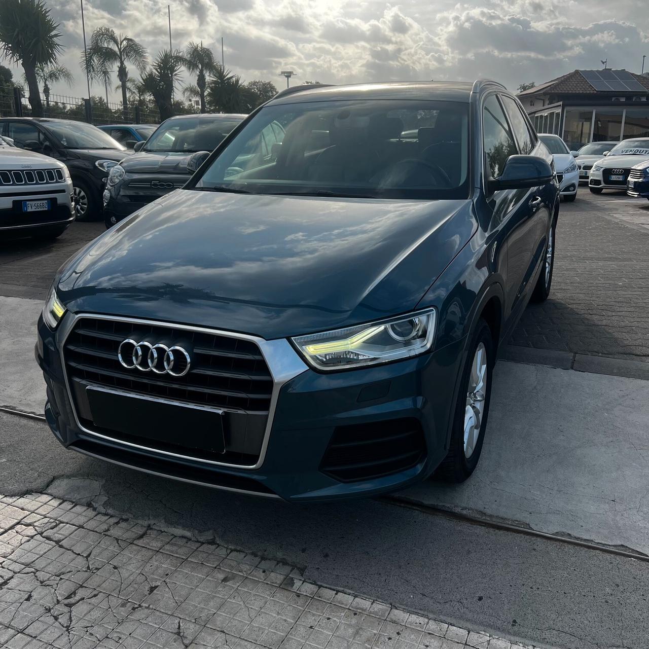 Audi Q3 2.0 TDI 150 CV Business