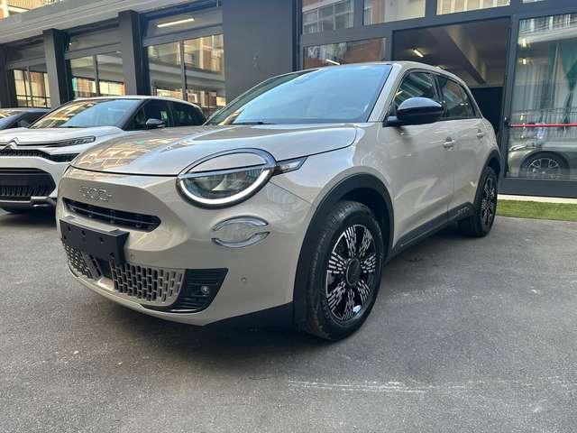 Fiat 600 1.2 Hybrid 145cv Auto + LED + Navi + Cerchi R18