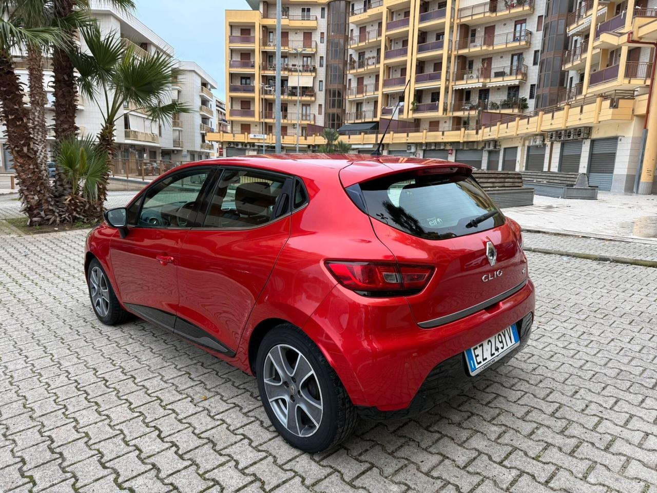 Renault Clio 1.5 dCi 8V 75CV 5 porte Costume National