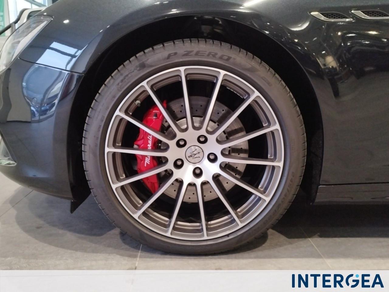 MASERATI Ghibli 3.0 V6 Modena Ultima 430cv awd auto