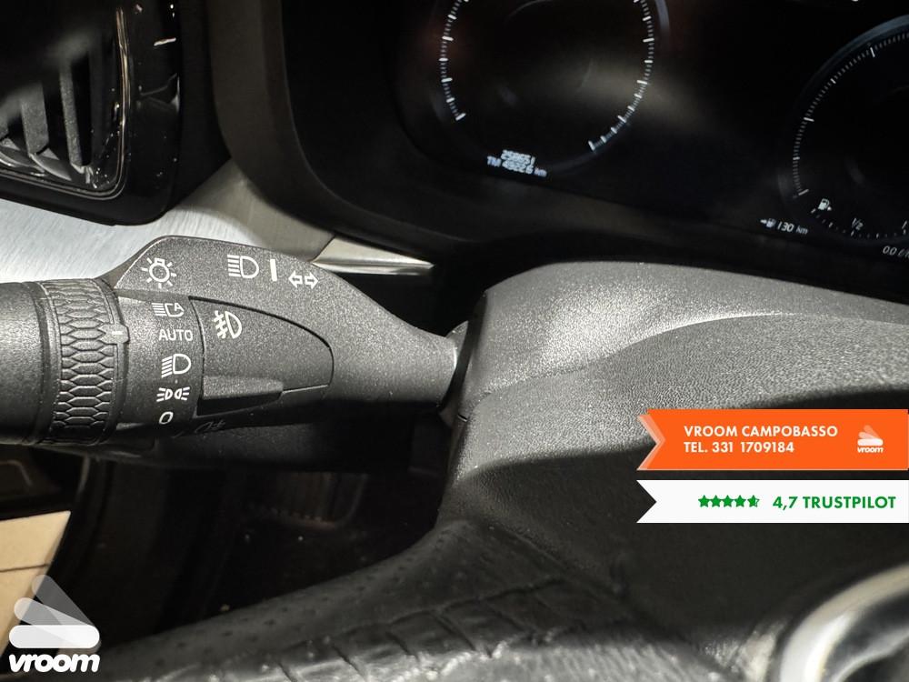 VOLVO XC60 (2017-->) XC60 B4 (d) Geartronic Ins...