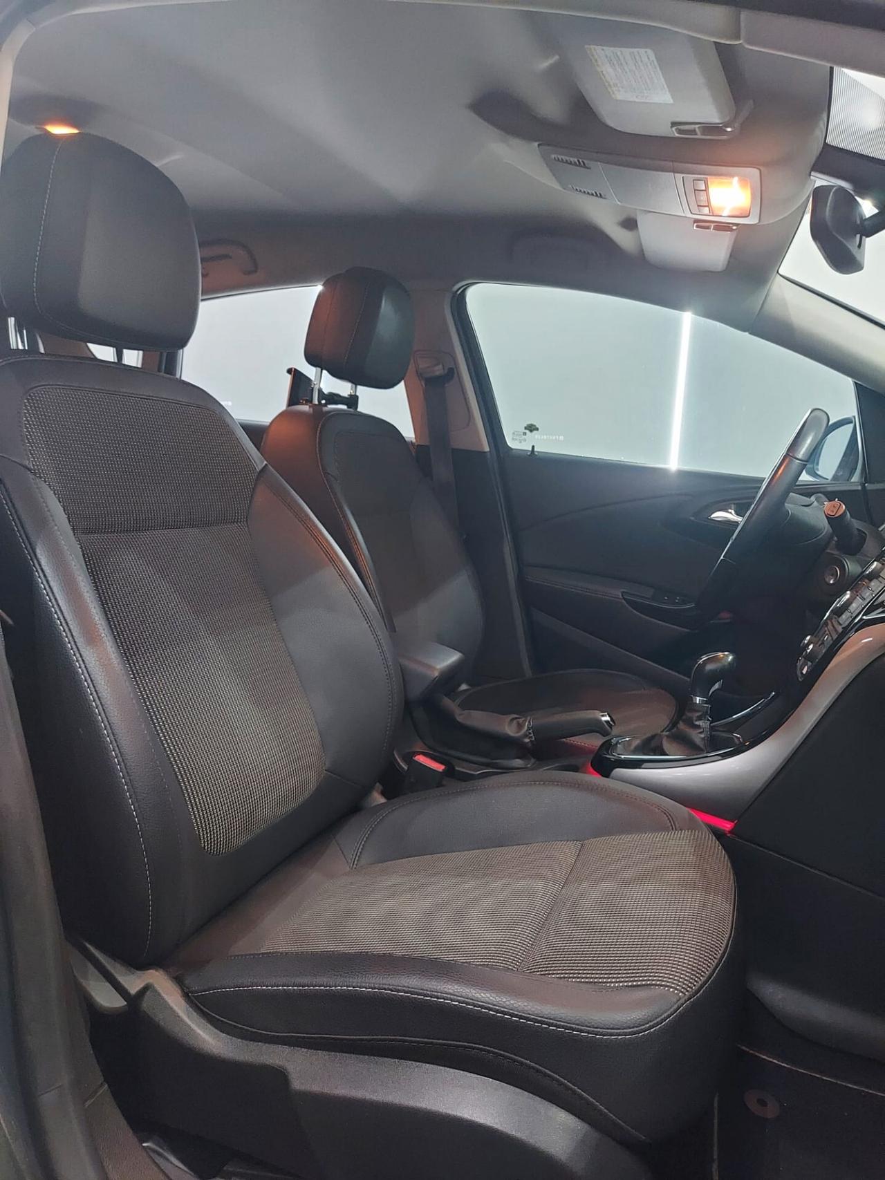 Opel Astra 1.6 CDTI EcoFLEX S&S Cosmo 2015