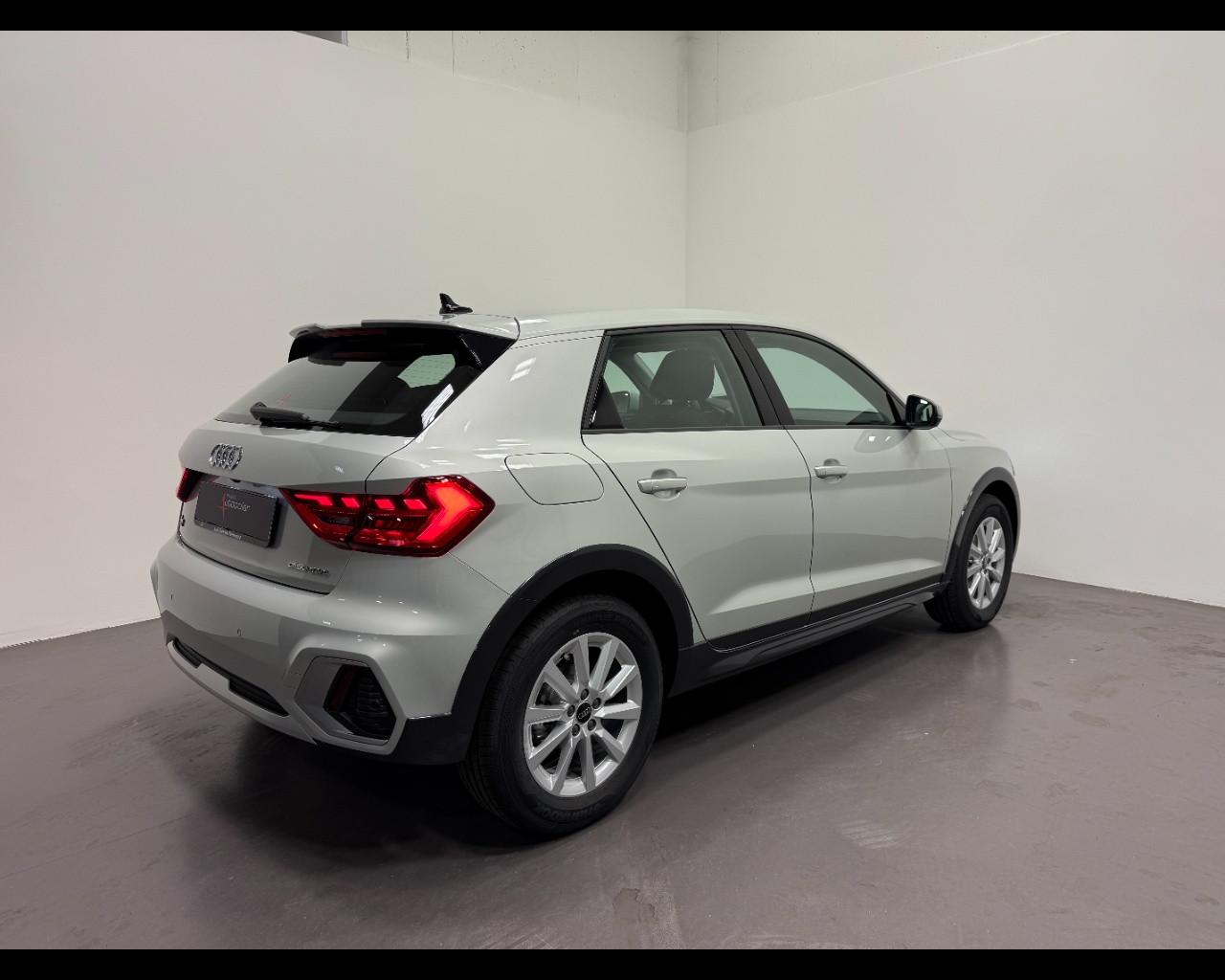 AUDI A1 ALLSTREET 30 TFSI BUSINESS