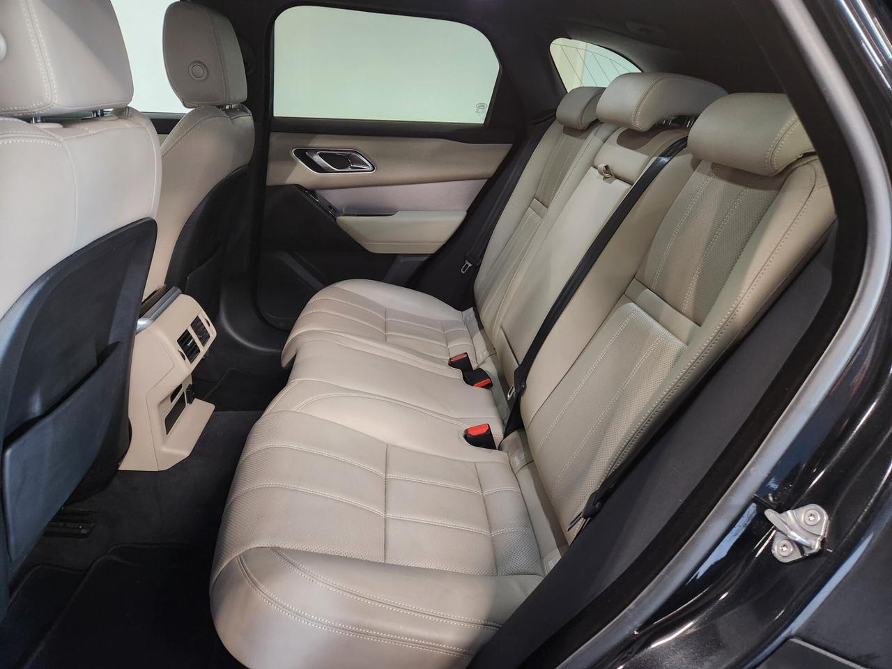 Land Rover Range Velar 2.0D I4 204 CV R-Dynamic HSE