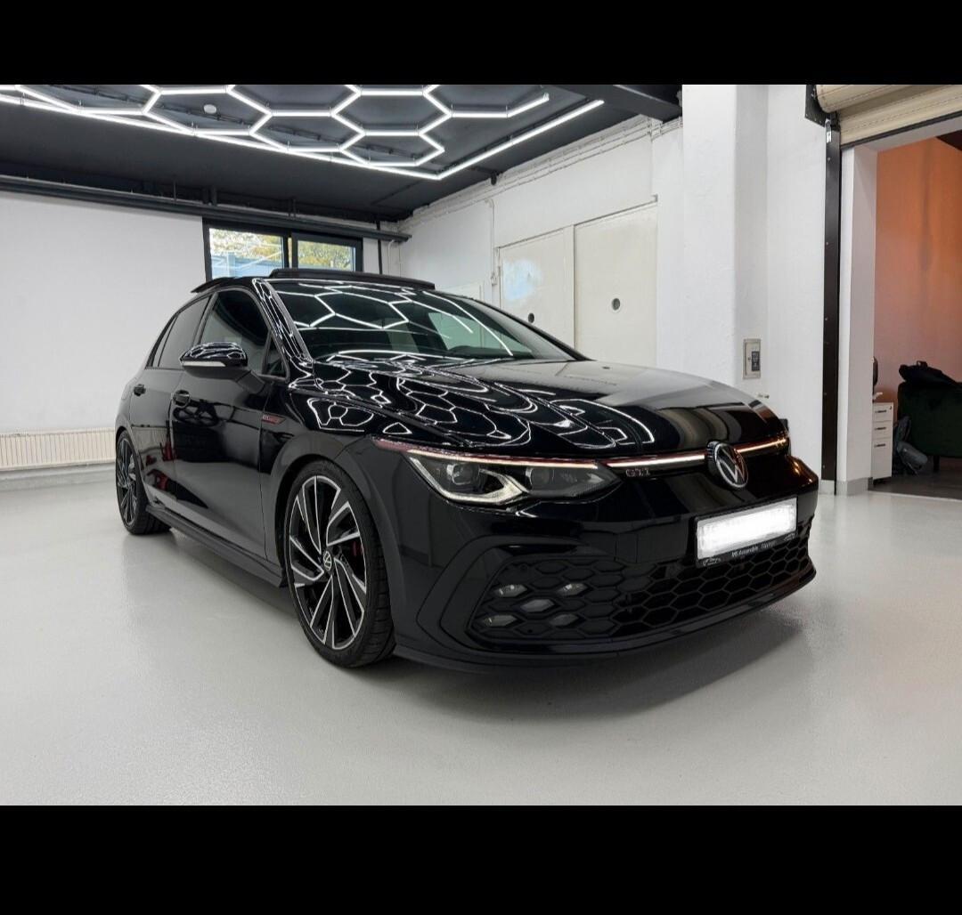 Volkswagen Golf 8 GTI 2.0 TSI DSG