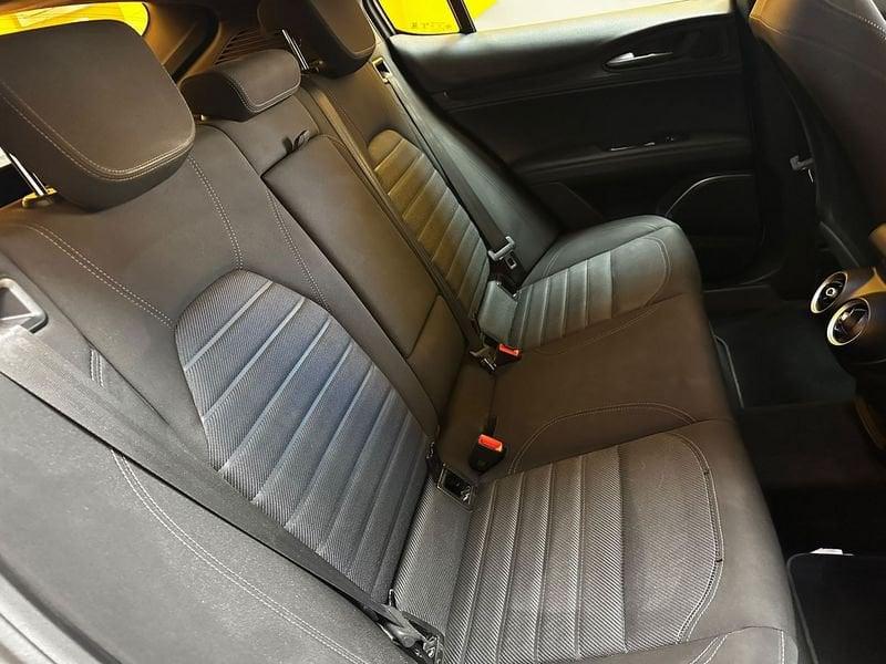 Alfa Romeo Stelvio Stelvio 2.2 t Super Business Q4 190cv auto PREZZO VERO