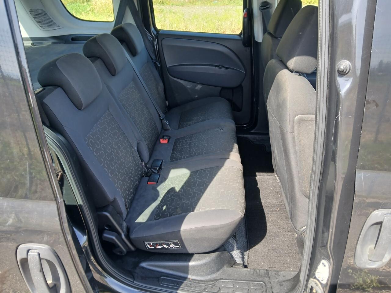 Fiat Doblò 1.4 T-Jet 16V Natural Power Dyna