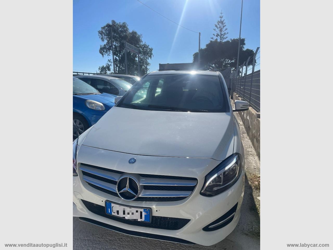 MERCEDES-BENZ B 180 Premium