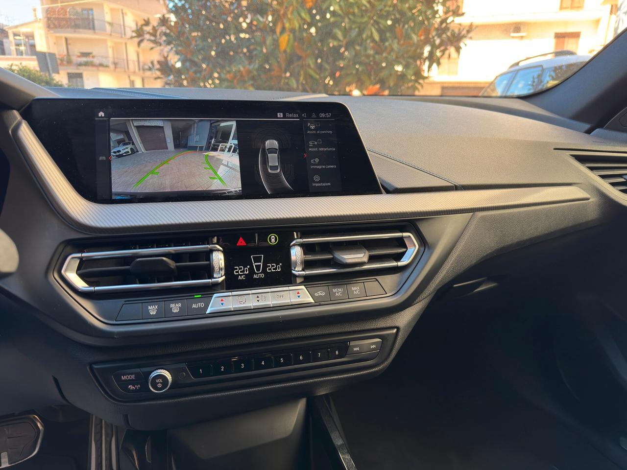 Bmw Serie 2 Gran Coupé 218d Msport 2.0 150 cv automatica