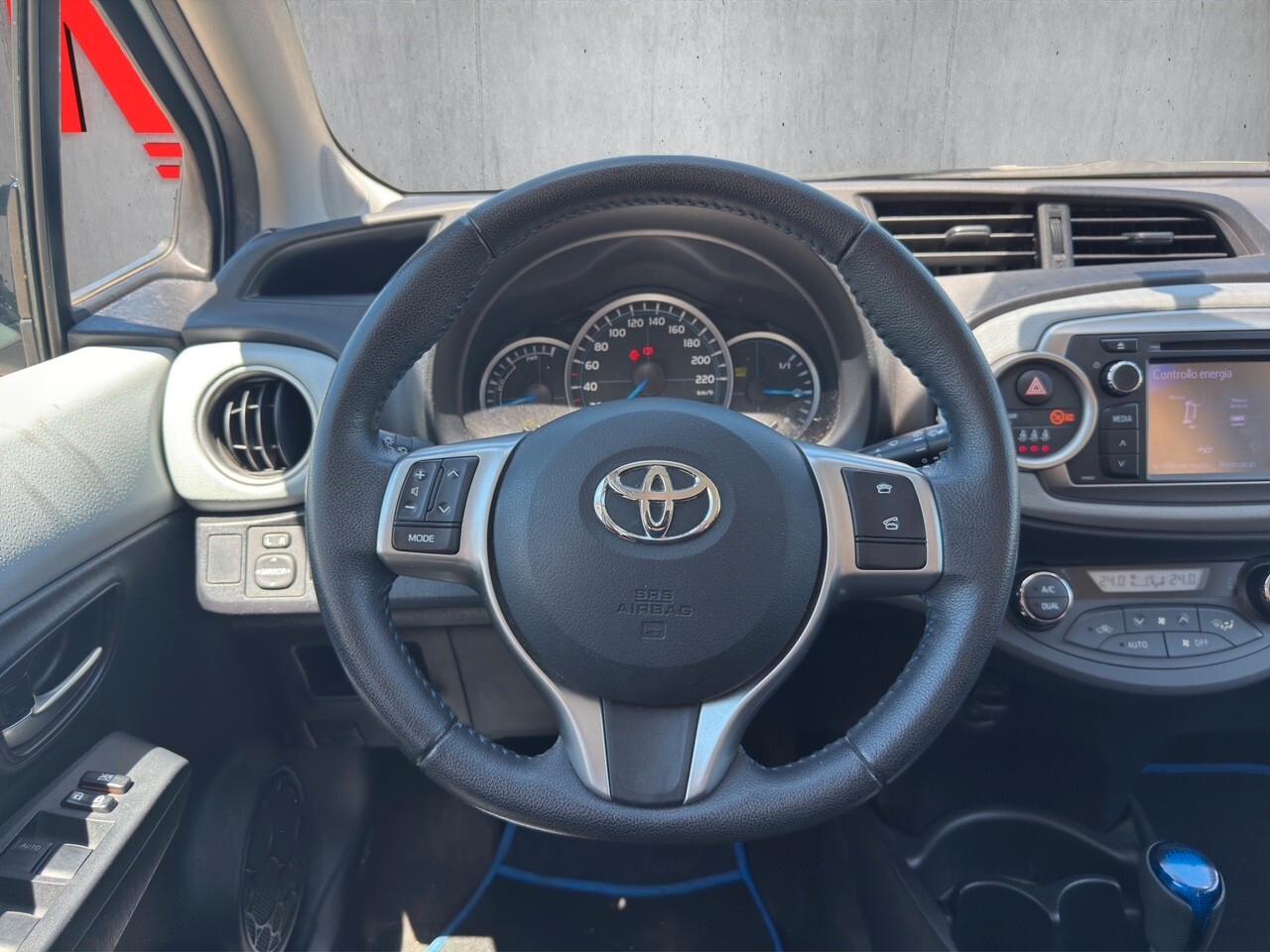 Toyota Yaris 1.5 Hybrid 5 porte Lounge
