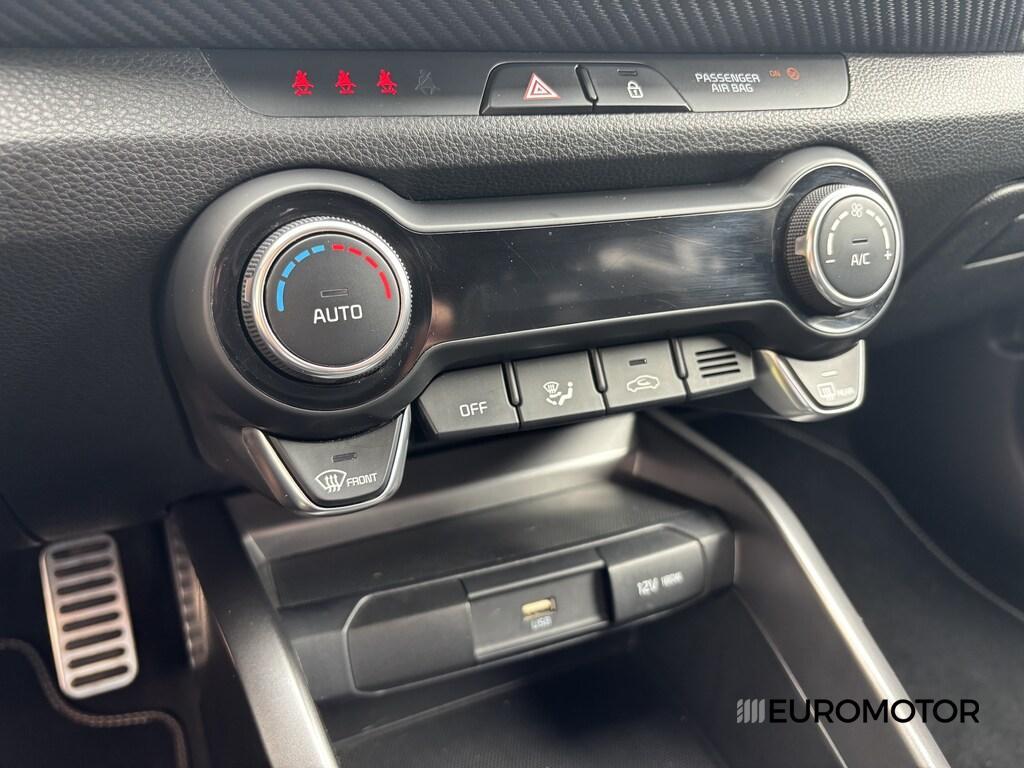 Kia Stonic 1.0 T-GDi MHEV GT Line Techno Pack iMT