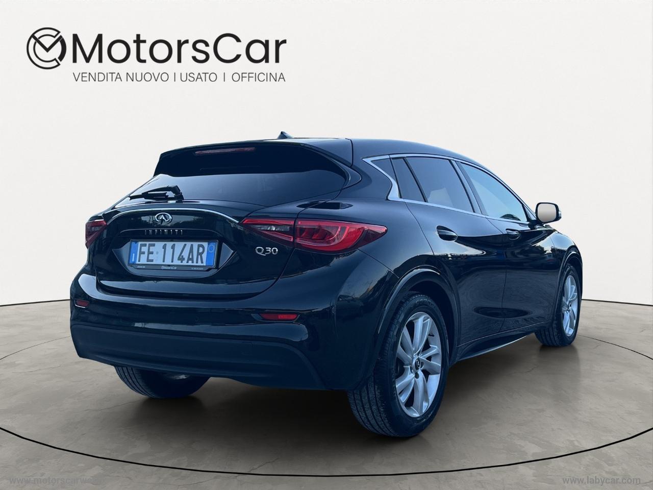 INFINITI Q30 1.5d DCT Premium