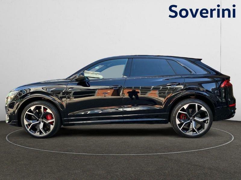 Audi Q8 RS TFSI V8 quattro tiptronic