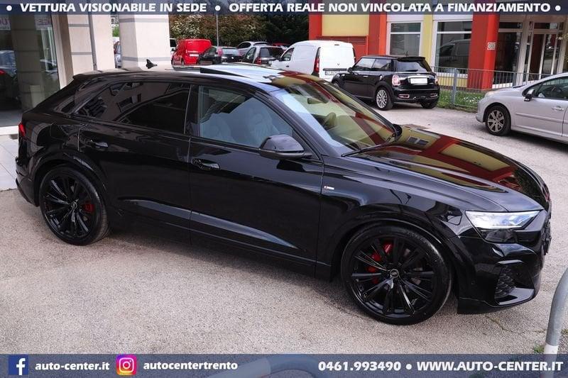 Audi Q8 50 TDI quattro S-line BLACK 23 TETTO 4RUOTESTERZANTI Sline