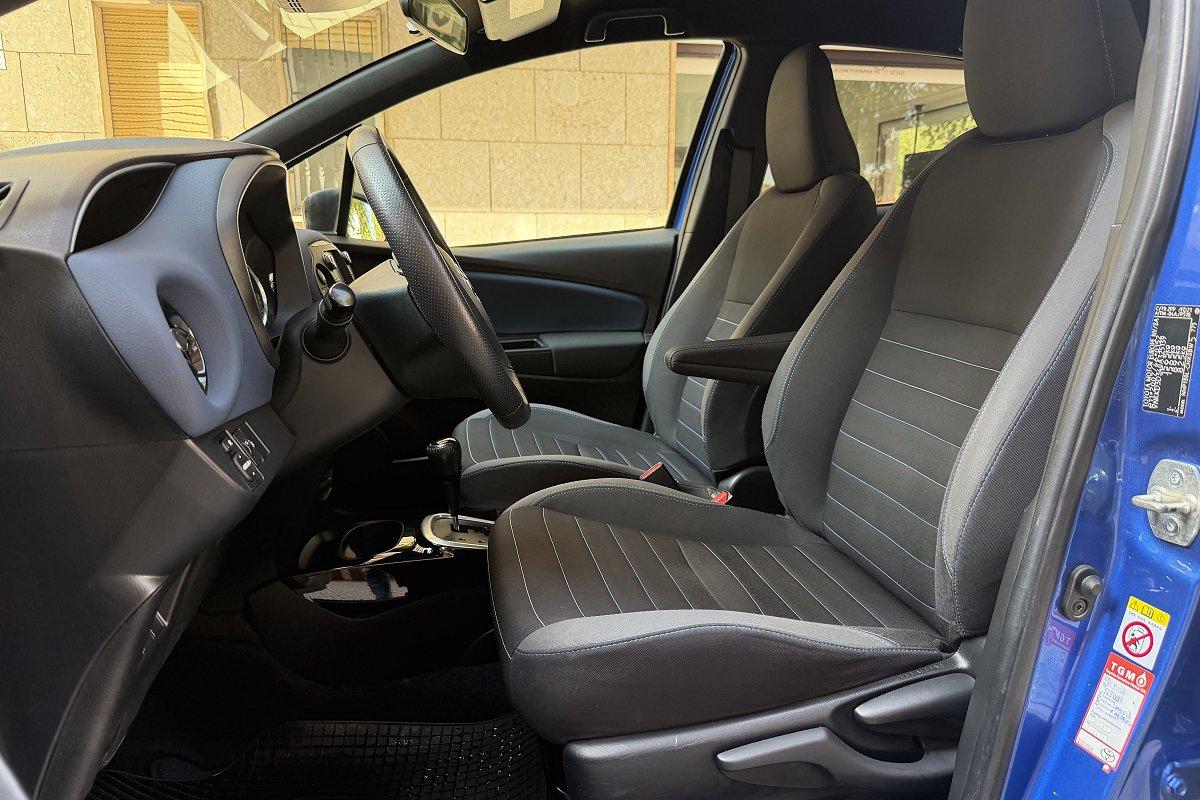 TOYOTA Yaris 1.5 Hybrid 5 porte Trend "Blue Edition"