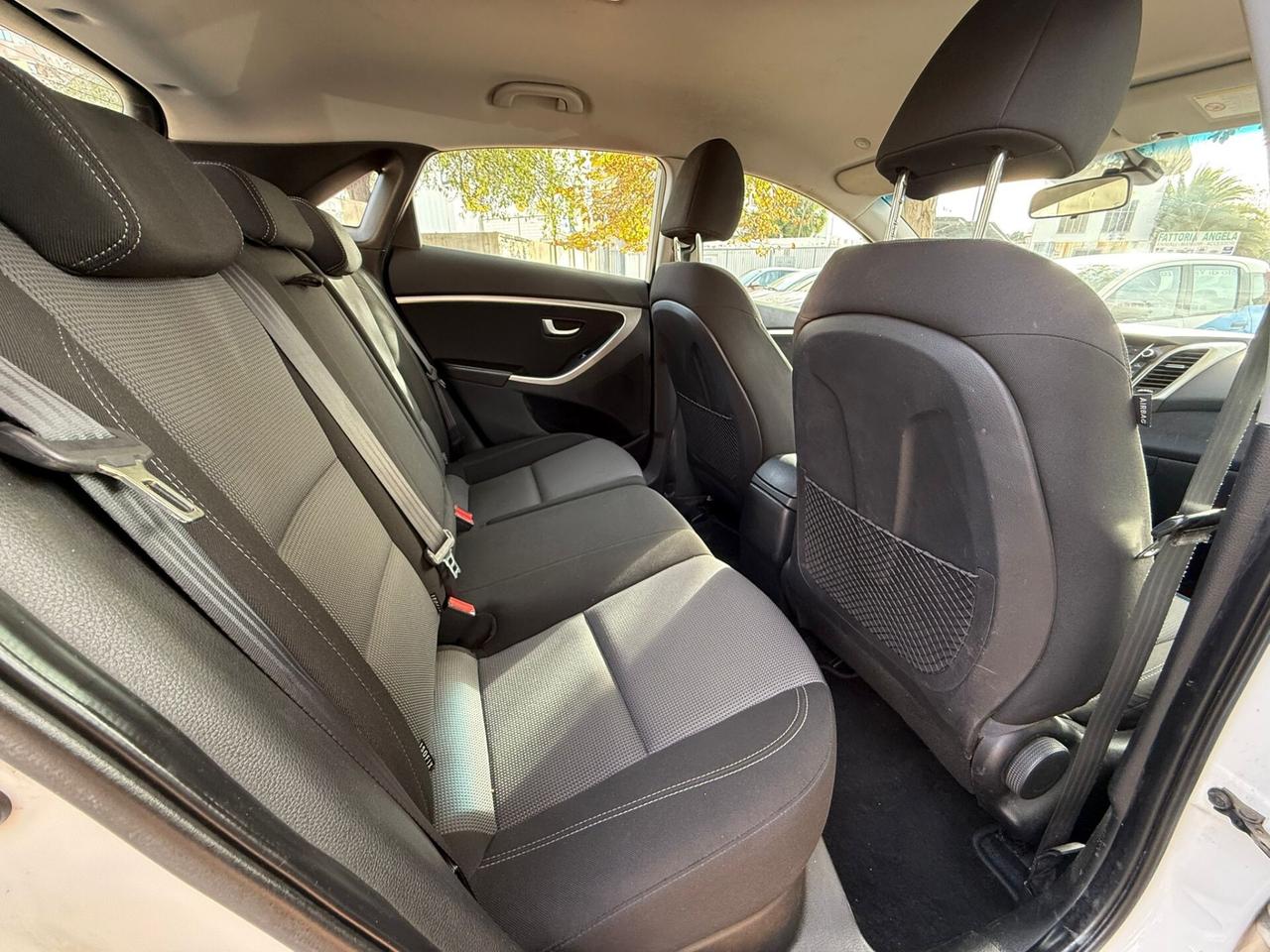 Hyundai i30 1.6 benzina GPL