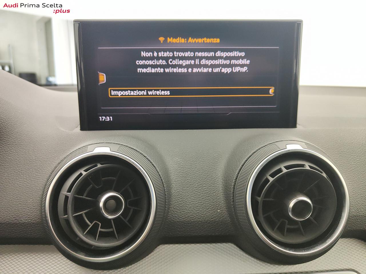 AUDI Q2 - Q2 35 TFSI S tronic Business