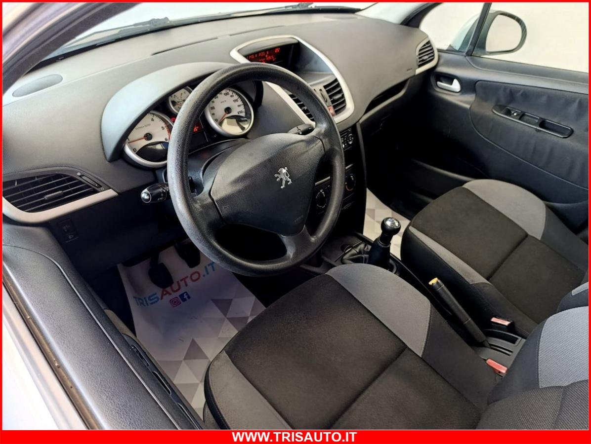 PEUGEOT 207 1.4 HDI 5p NEOPATENTATI