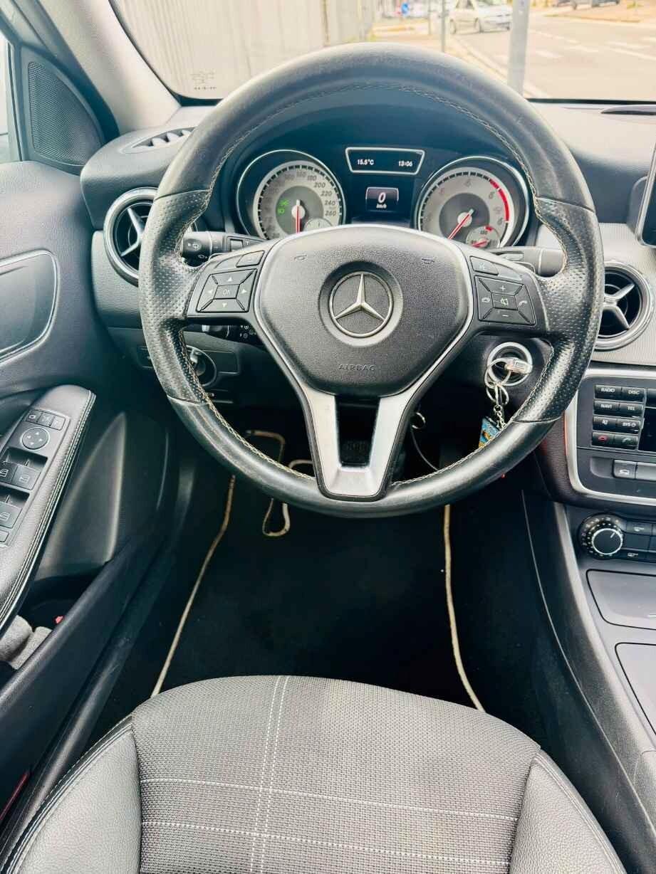 MERCEDES GLA 220 CDI AUTOMATIC PREMIUM 177 CV