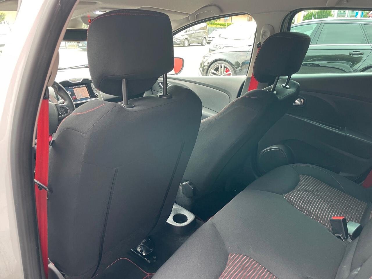 Renault Clio 5p 1.6 RS Trophy 220cv edc