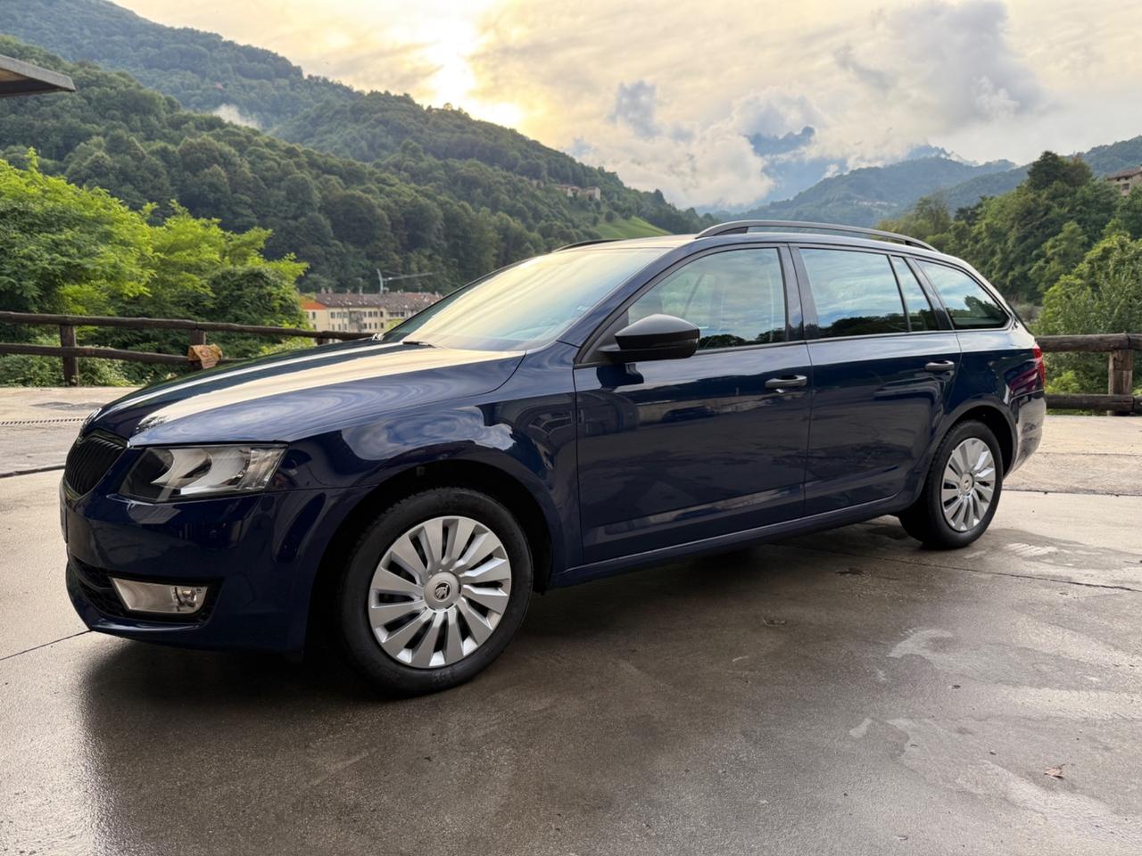 Skoda Octavia 1.6 Tdi Active 90cv