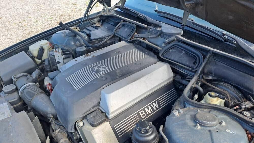 Bmw 740 744 V8 da restaurare