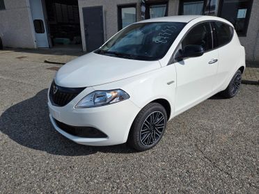 Lancia Ypsilon 1.0 FireFly 5 porte S&S Hybrid