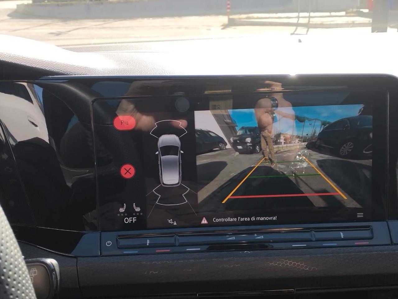 Volkswagen Golf GTI 2.0 TSI DSG