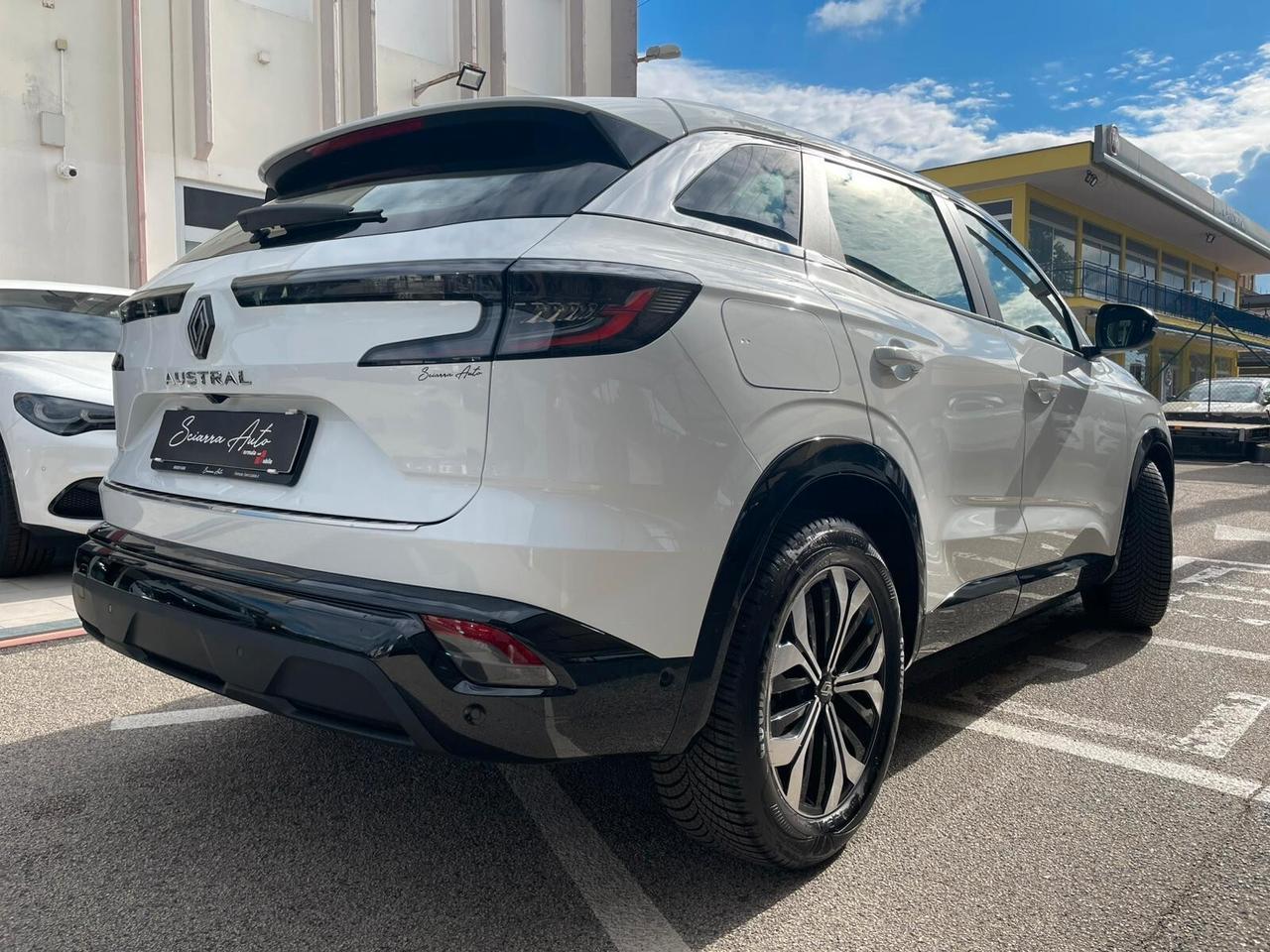 Austral Mild Hybrid TECH 140 CV *EQUILIBRE* evolution auto