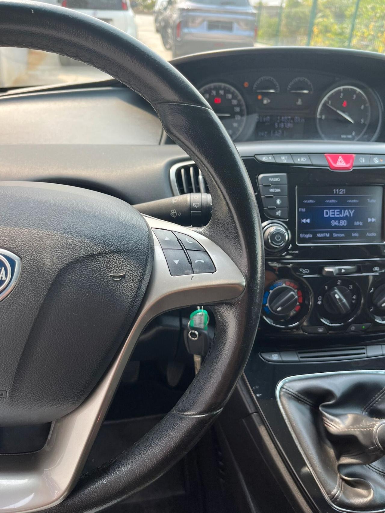 Lancia Ypsilon 1.3 MJT 16V 95 CV 5 porte S&S PLATINUM
