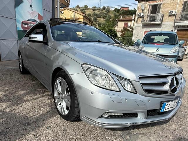 MERCEDES-BENZ E 250 CDI Coupé BlueEFFICIENCY Avantgarde