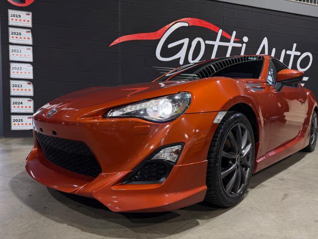 TOYOTA GT86 KIT RESTYLING GME RACING ORANGE SCARICO SERVICE