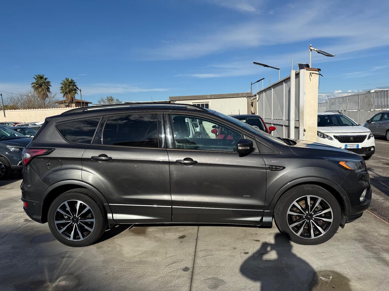 Ford Kuga 2.0 TDCI 150 CV S&S 4WD Automatico ST-Line