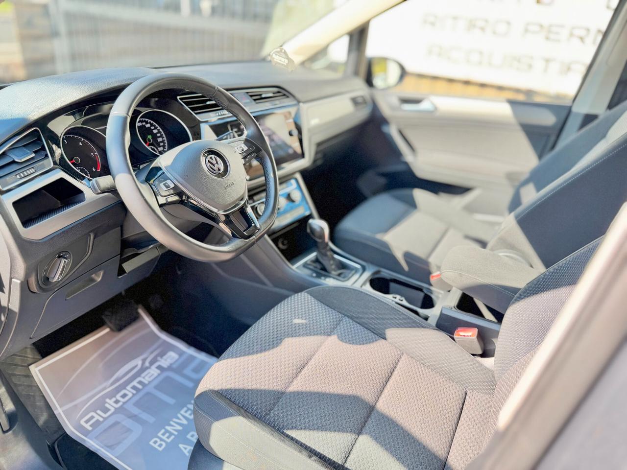 Volkswagen Touran 2.0 TDI 115 CV DSG 7POSTI\PREZZOREALE\KMCERTIFICATI