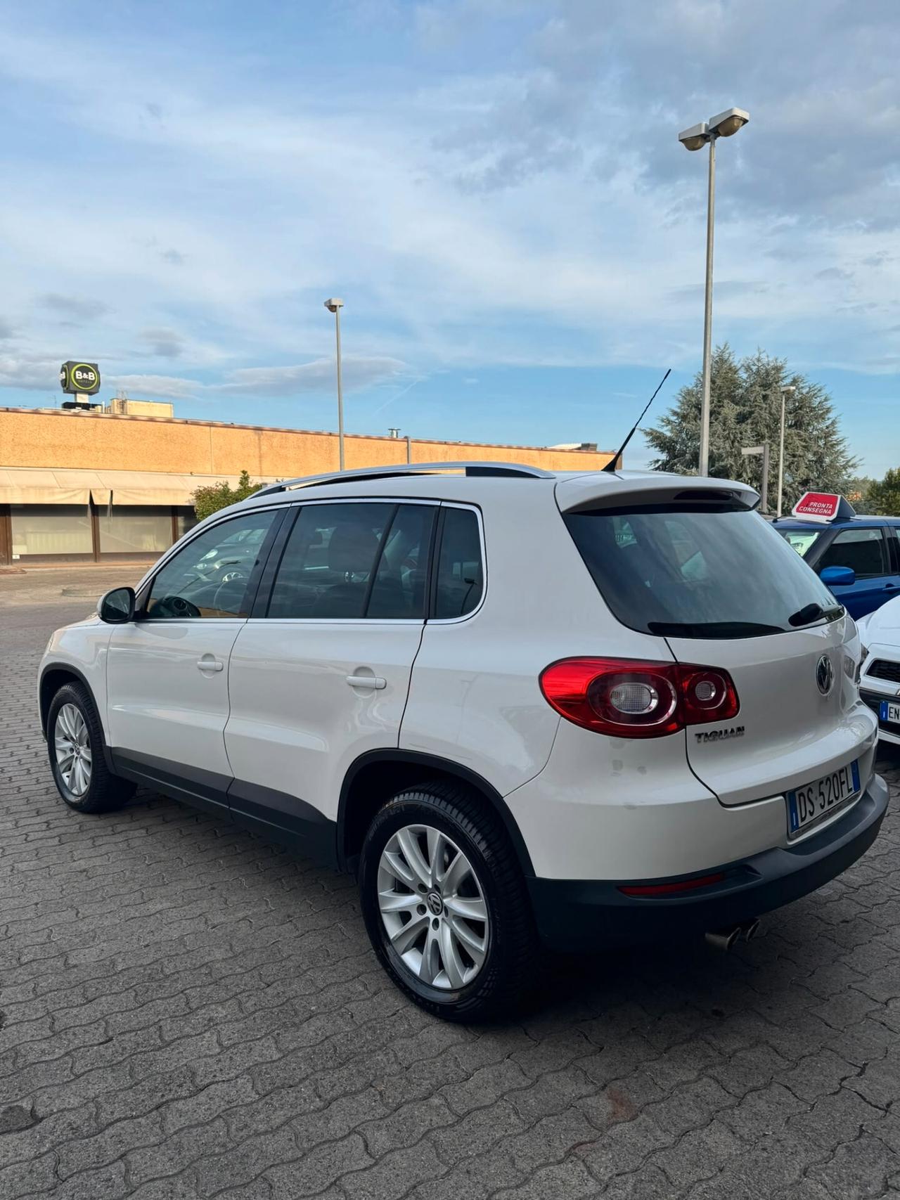 Volkswagen Tiguan 2.0 TDI 170 CV DPF Sport & Style (18°)