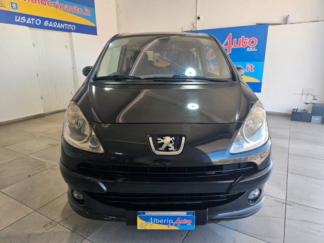 Peugeot 1007 1007 1.4 hdi Sporty