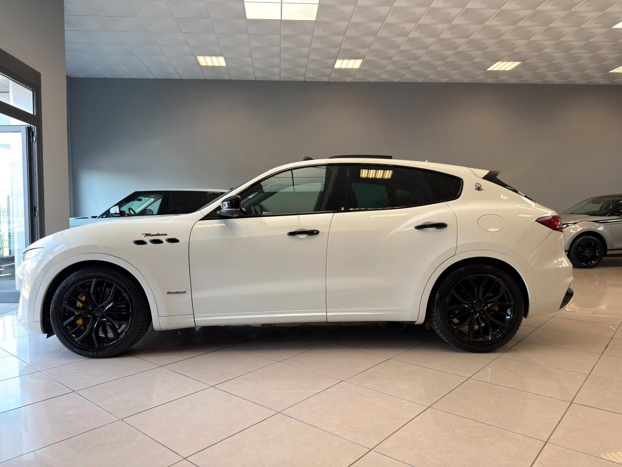 Maserati Levante V6 AWD Gransport MODENA