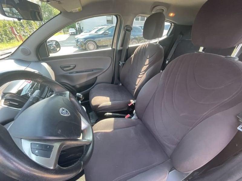 Lancia Ypsilon 1.2 8V GOLD C/CL 69CV E6
