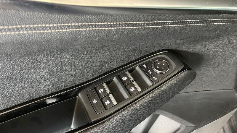 Renault Austral 2023 1.2 E-Tech full hybrid 200cv Iconic Auto