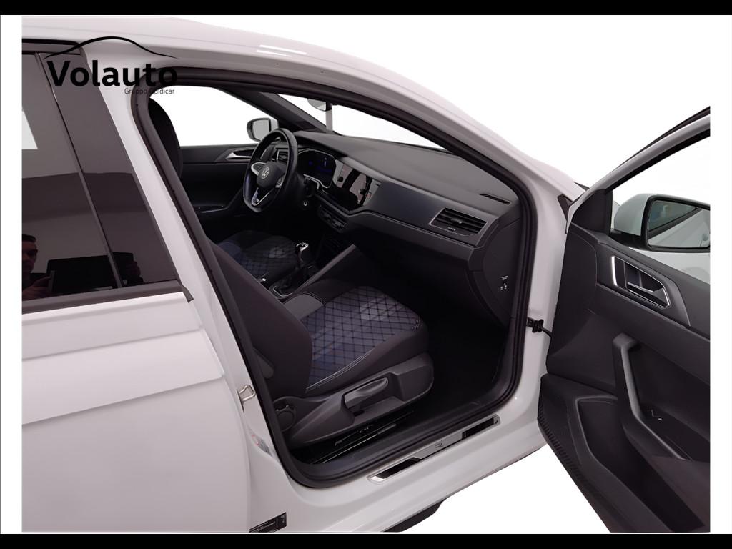 VOLKSWAGEN Polo VI 2022 - Polo 1.0 tsi R-Line 95cv