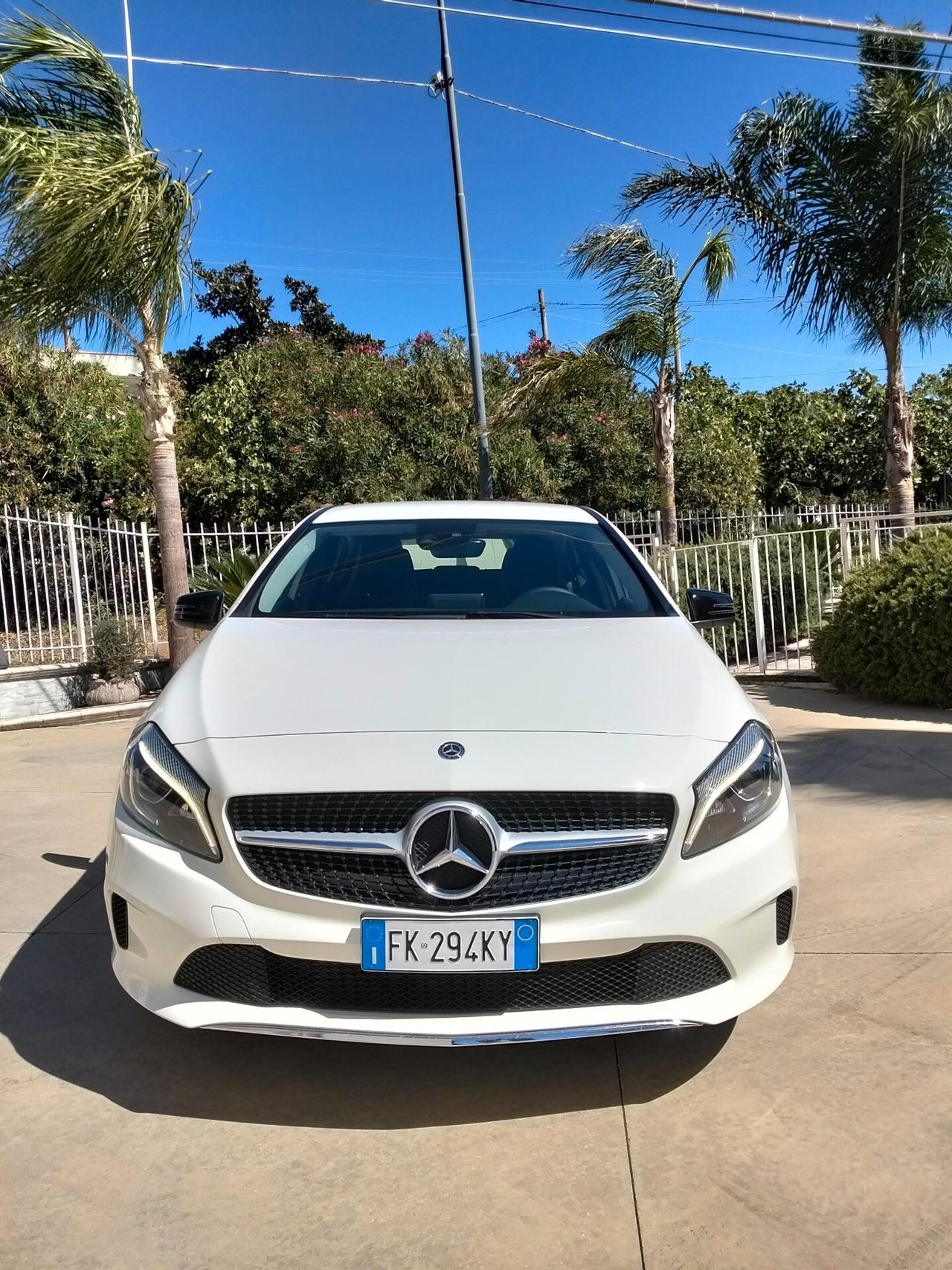 Mercedes-benz A 180 d Premium